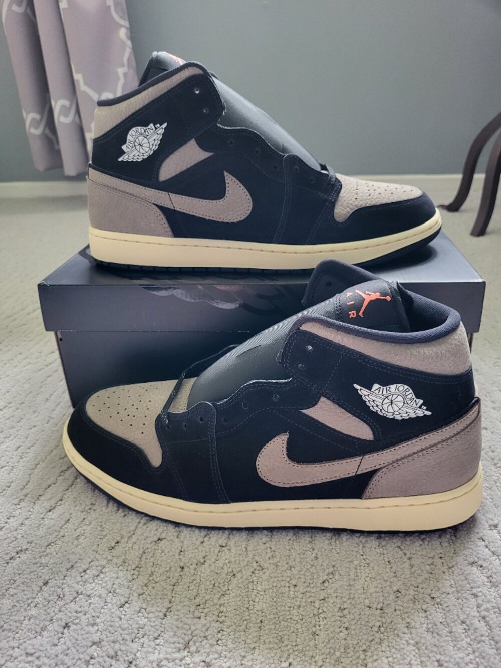 Size 12 - Jordan 1 Mid SE Olive Grey - IB7110-002 - AUTHENTIC NEW!!